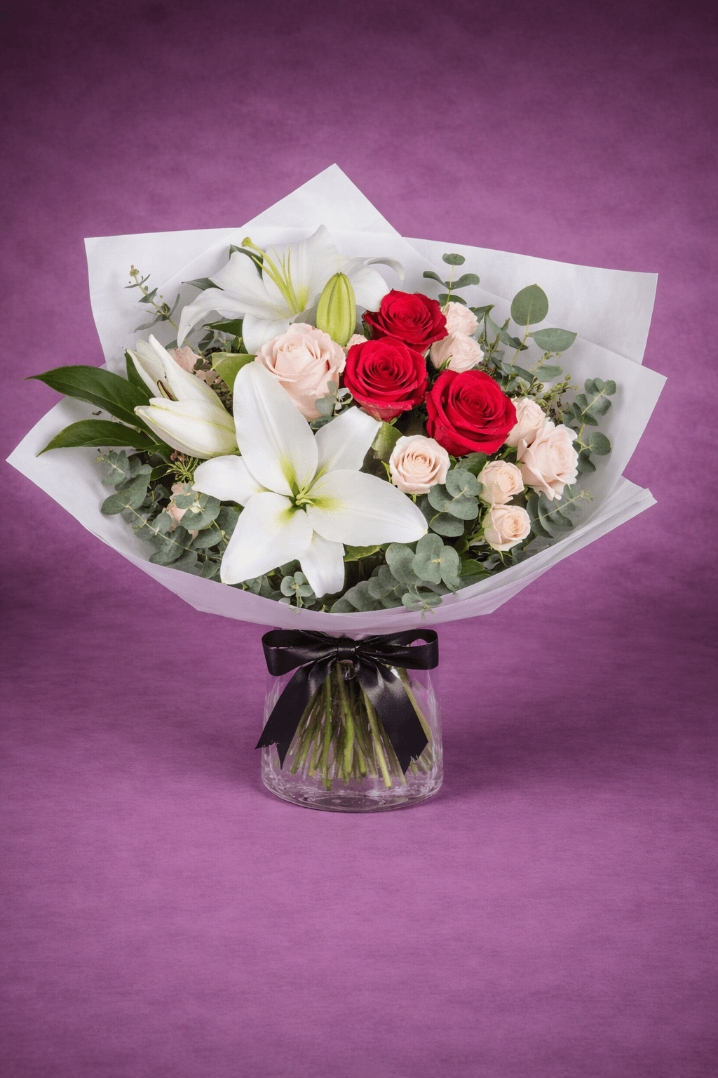 Elegant Floral Arrangement Signature –